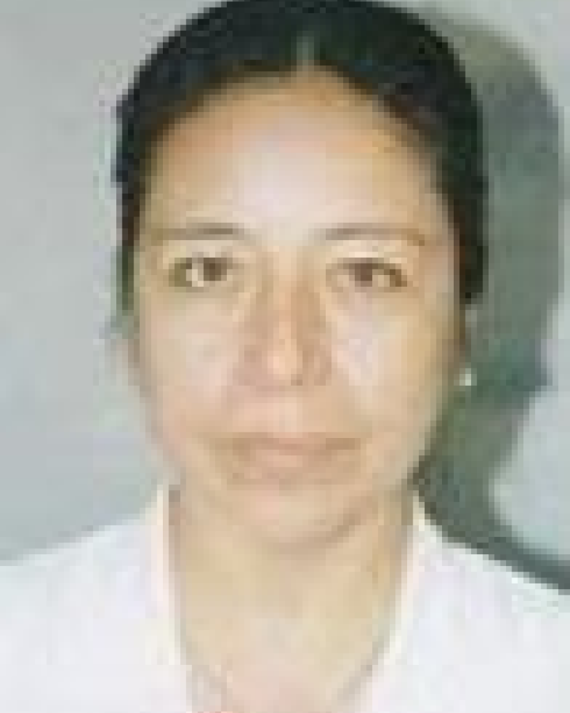 Dra. Julia Sumiré Umeres Dra. Julia Sumiré Umeres